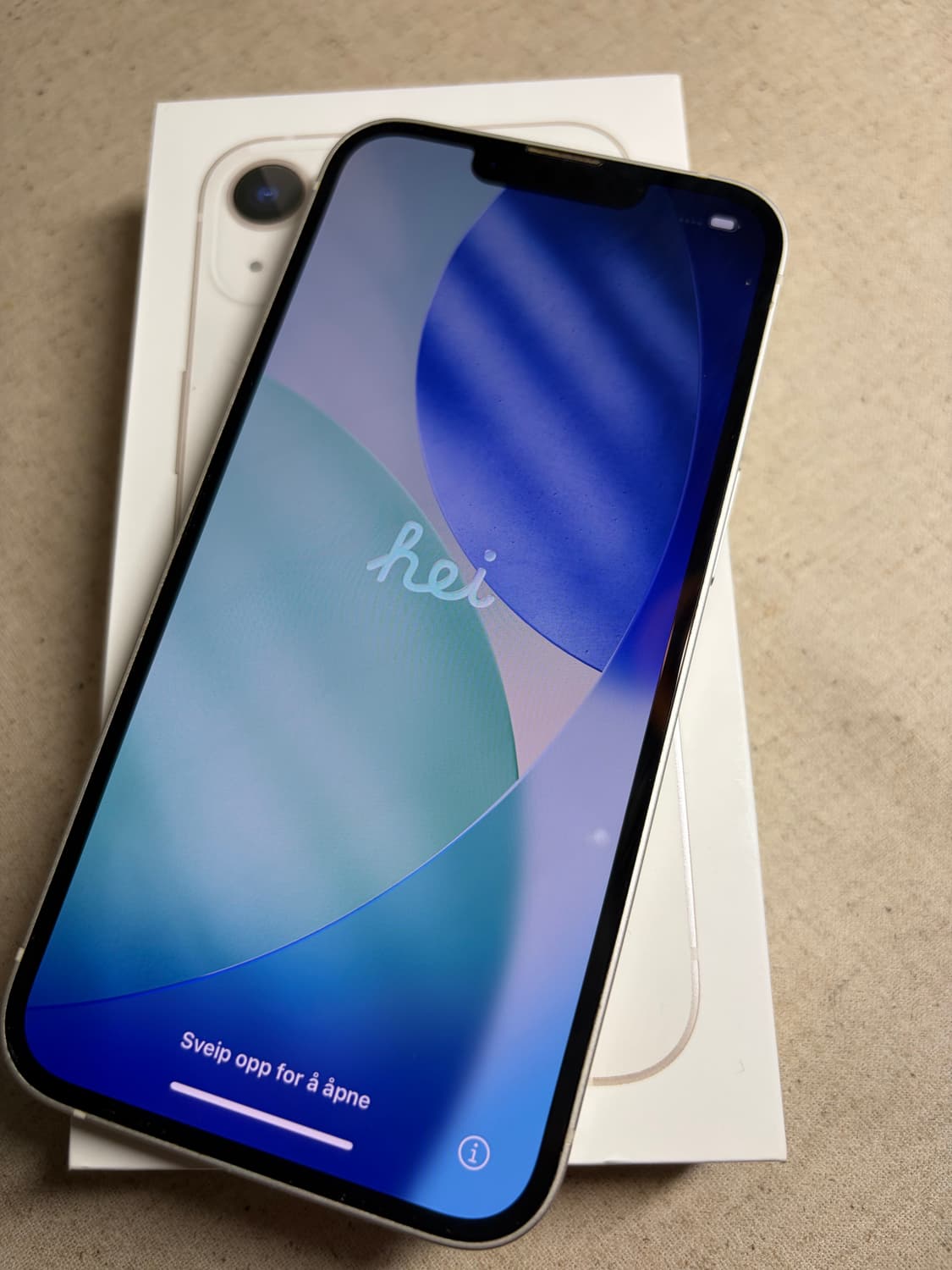 아이폰13 스타라이트 128GB 상품이미지1