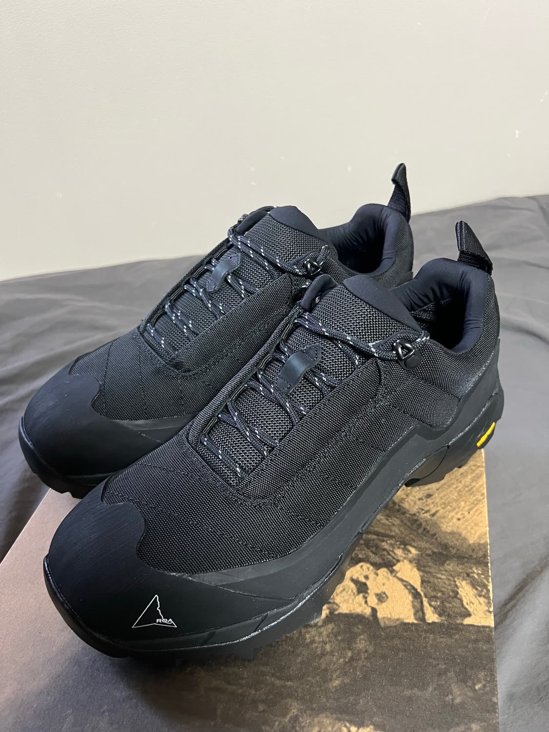 (44) 로아 카타리나 블랙 새상품 정가50 상품이미지1