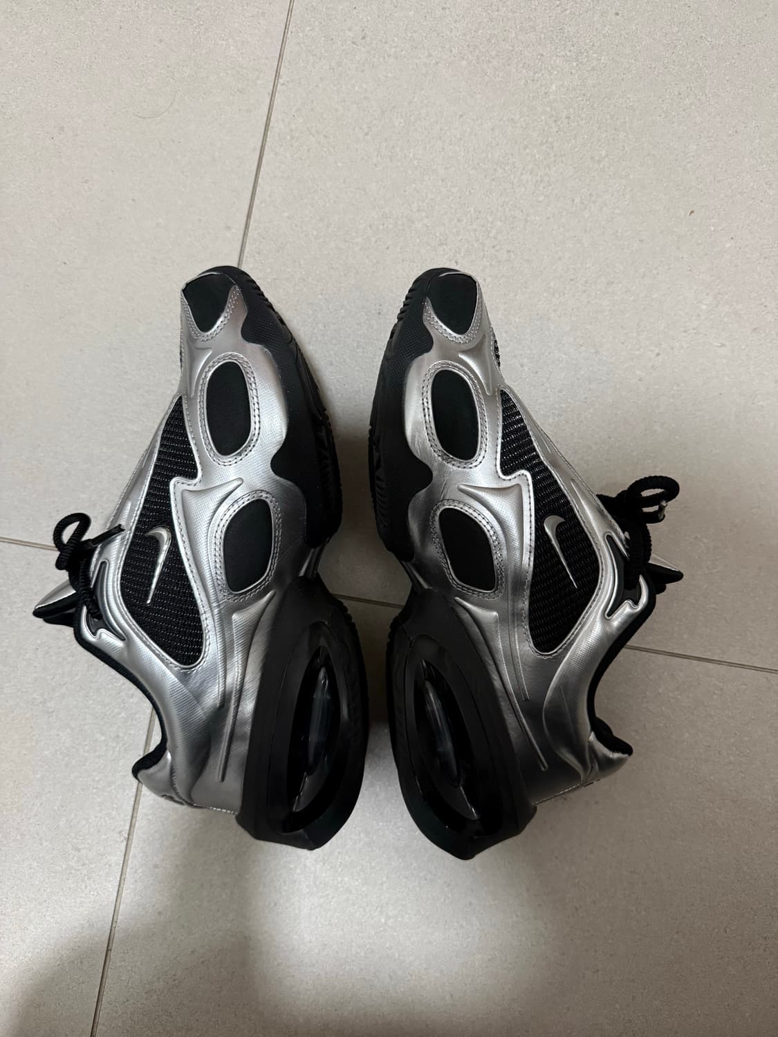 나이키 에어맥스 뮤즈 블랙 메탈릭 실버 240 상품이미지2