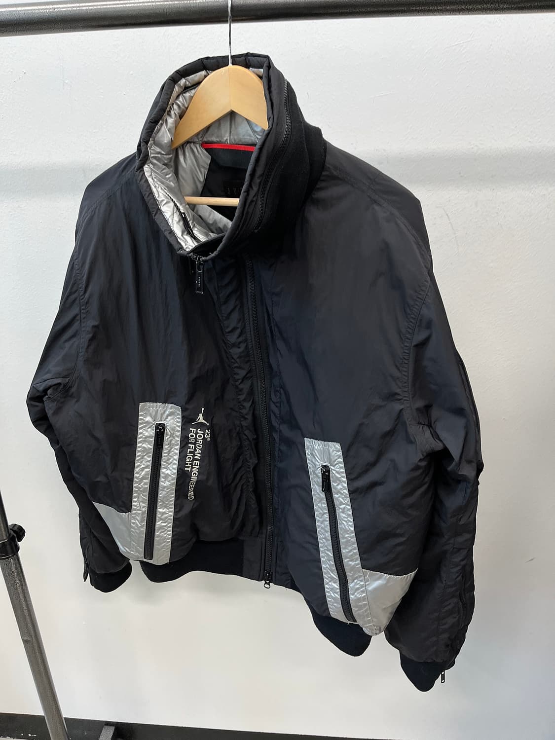 105-110) 조던 엔지니어드 MA-1 다운자켓 상품이미지2