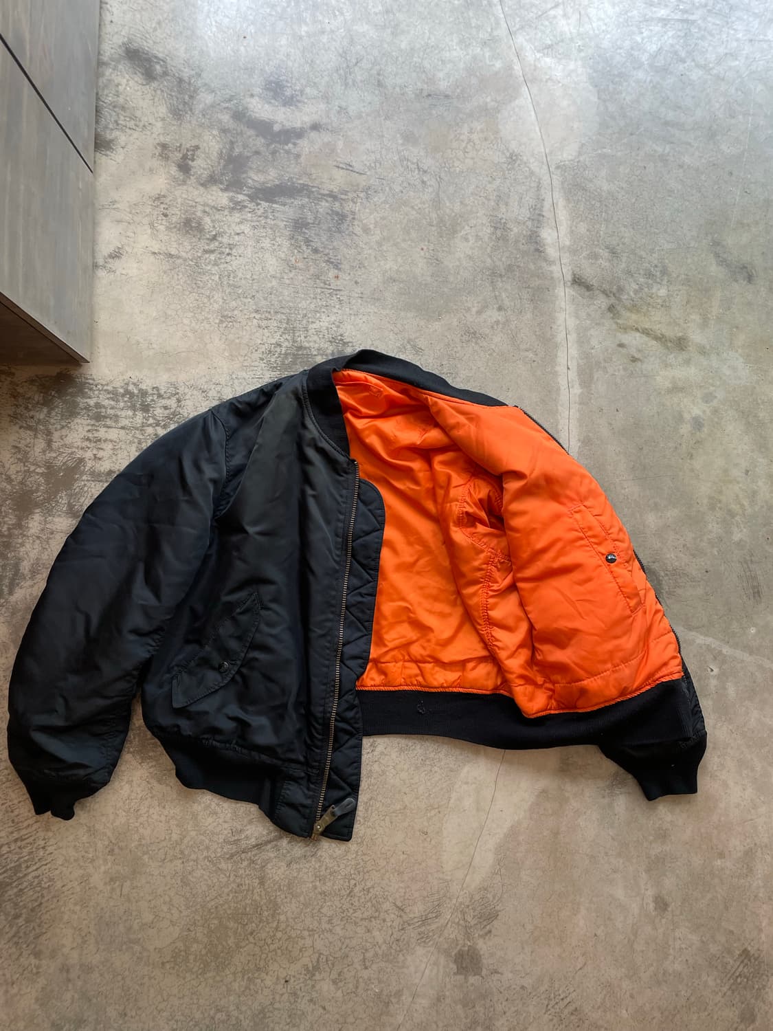 80-90s 빈티지 알파인더스트리 made in usa ma-1 자켓 상품이미지3