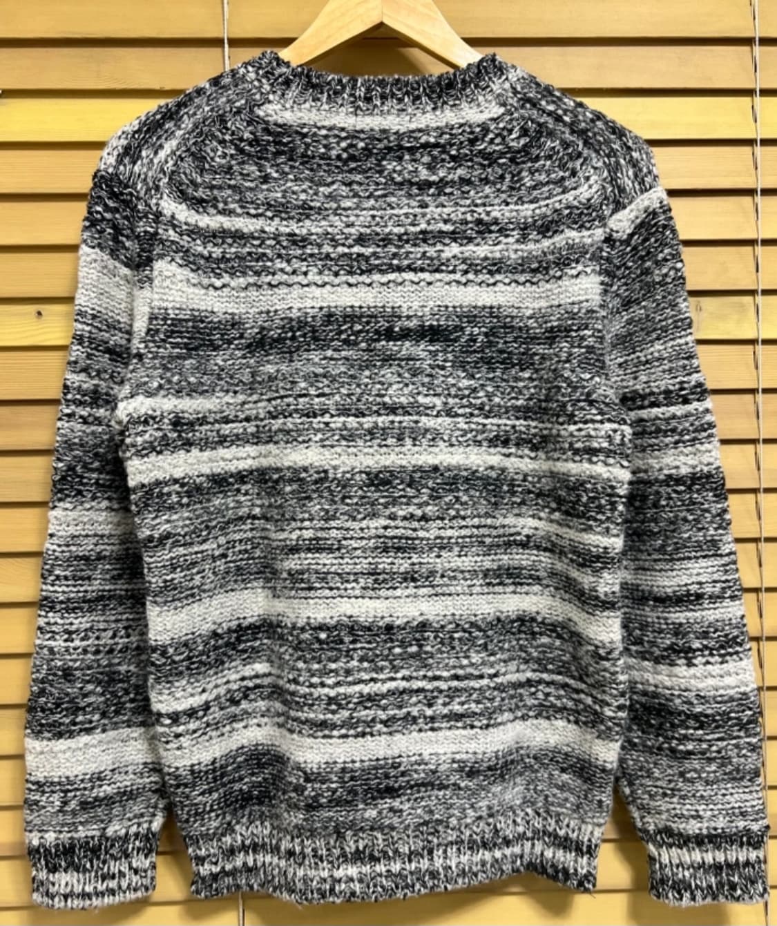 타임 남성 스트라이프패턴 울니트

 상품이미지8