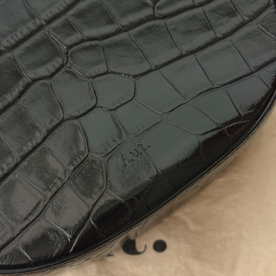 에이유트 커브백 크로스백 상품이미지4