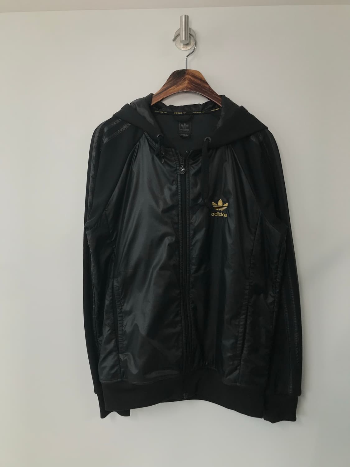 아디다스 파이어버드 사이드라인 골드 블랙 후드 자켓 상품이미지2