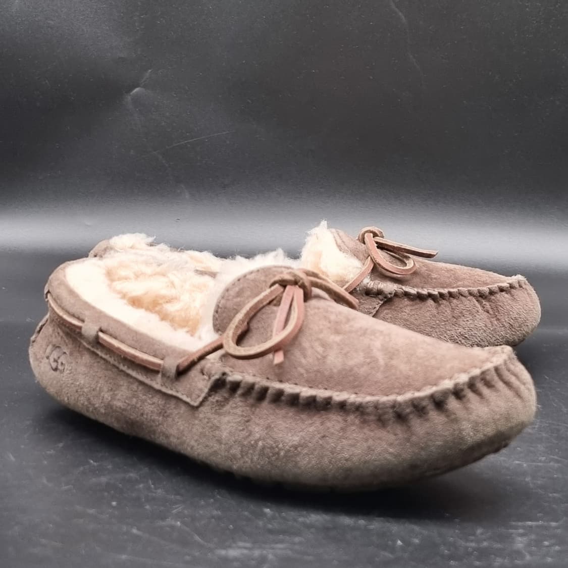 어그ugg 다코타 퓨터 여성모카신 230 상품이미지1