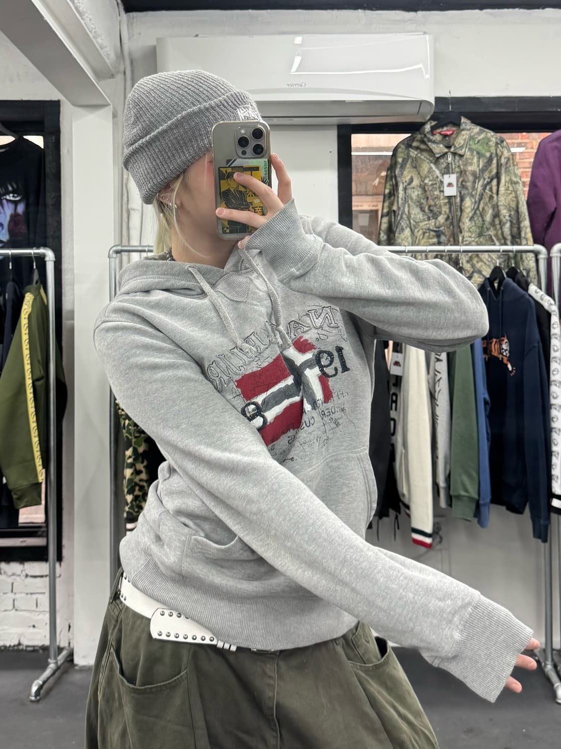 나파피리 빅로고 후드티 상품이미지5