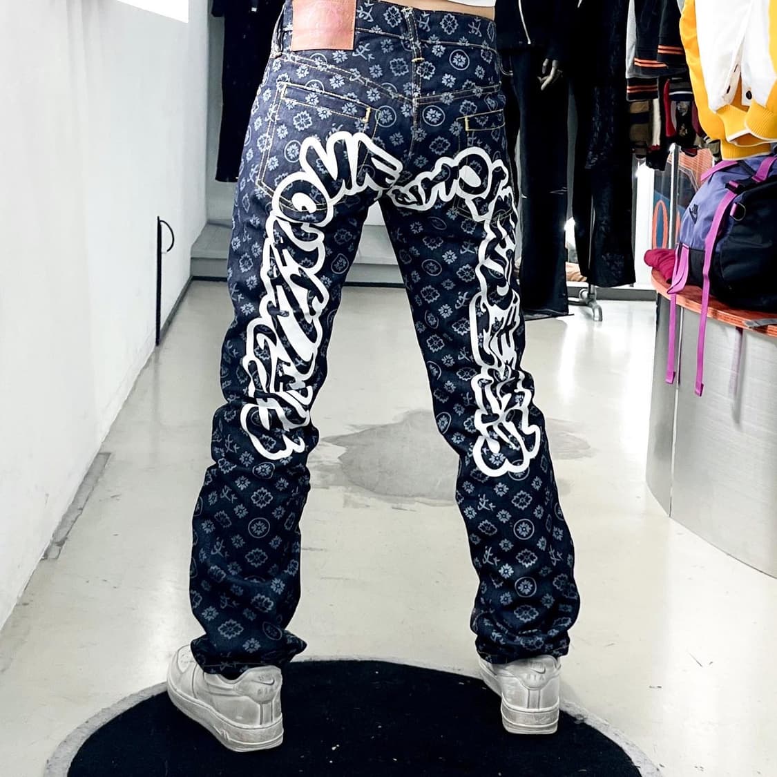 에비수 제팬 다이콕 모노그램 데님 팬츠 상품이미지1