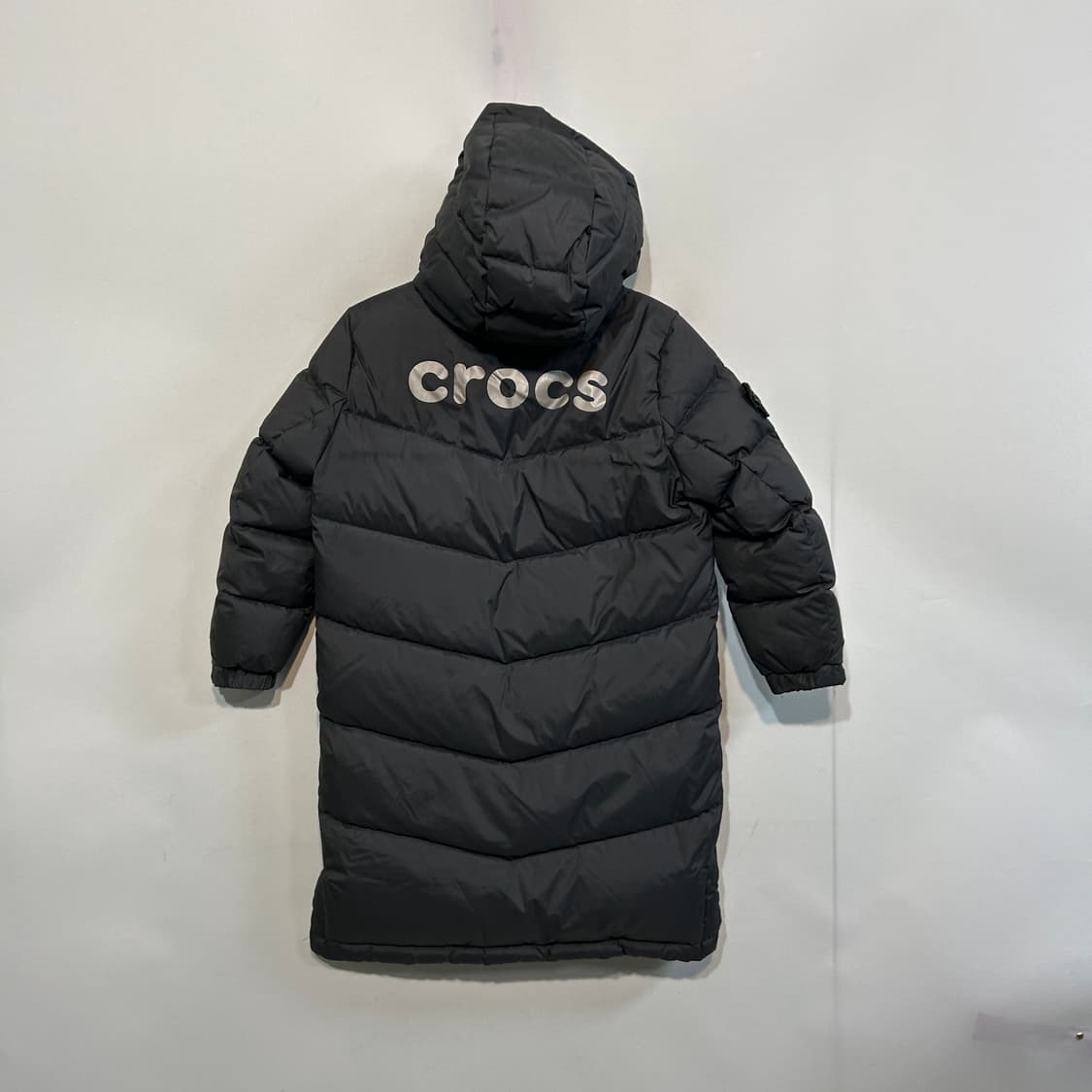 크록스 키즈 덕다운 롱패딩 130 블랙 상품이미지3