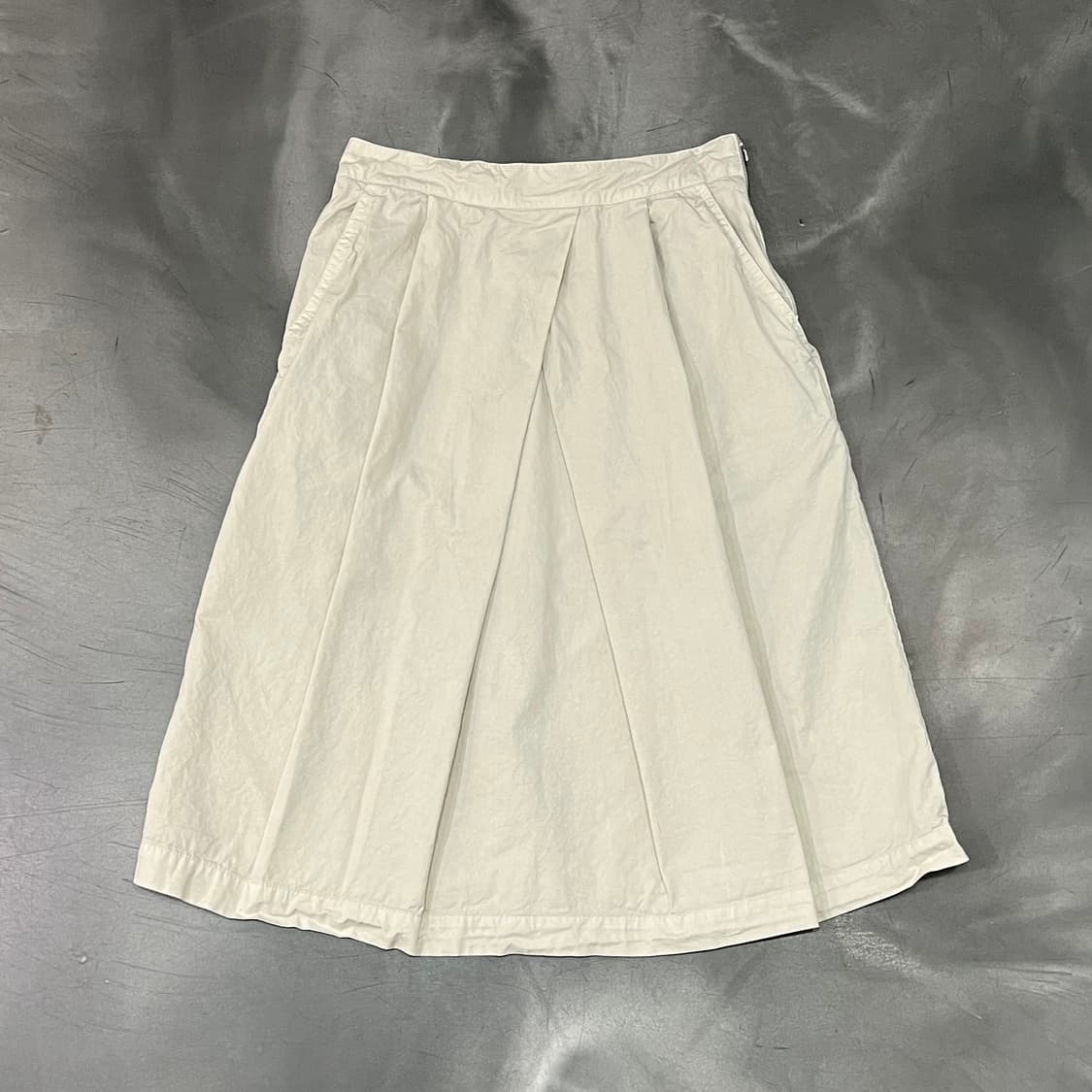  마가렛 호웰 플리츠 미디 스커트 y16297 상품이미지1