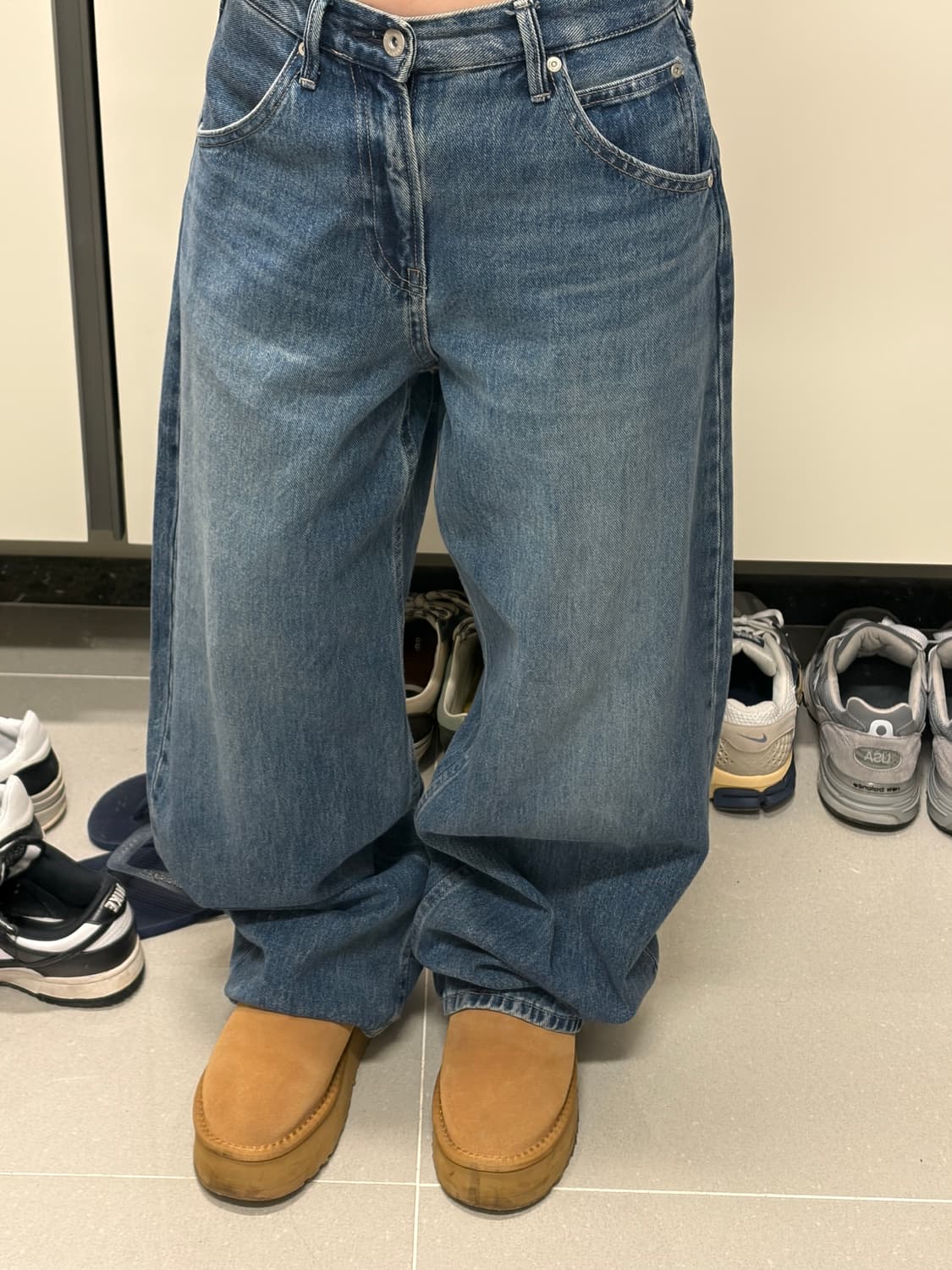 유니클로 배기커브진 상품이미지1