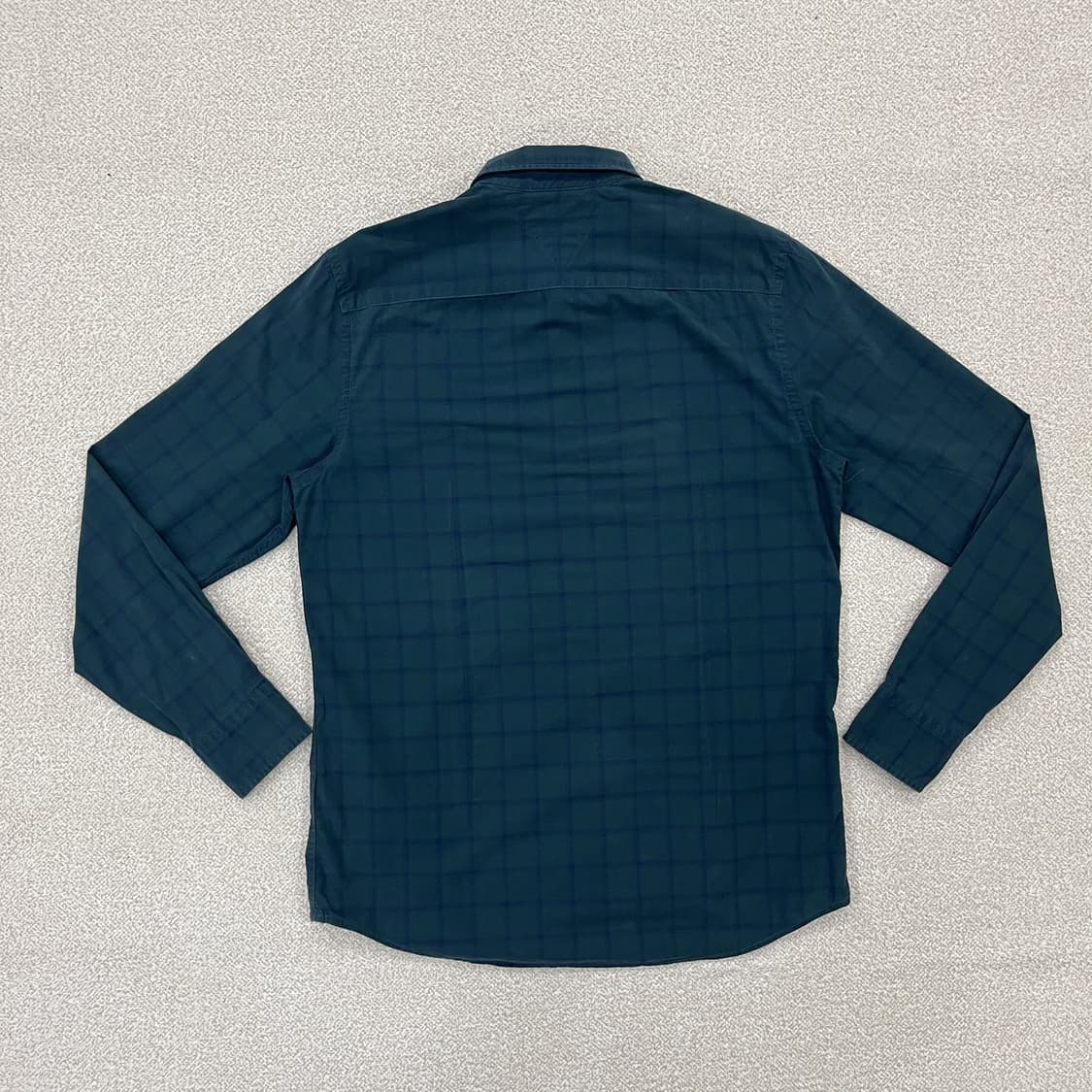 [M] 타미힐피거 슬림핏 타탄체크 가먼트다이 셔츠 남방 3948 상품이미지3