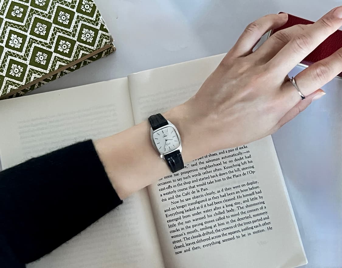 오메가 드빌  스퀘어 여성 시계 상품이미지9