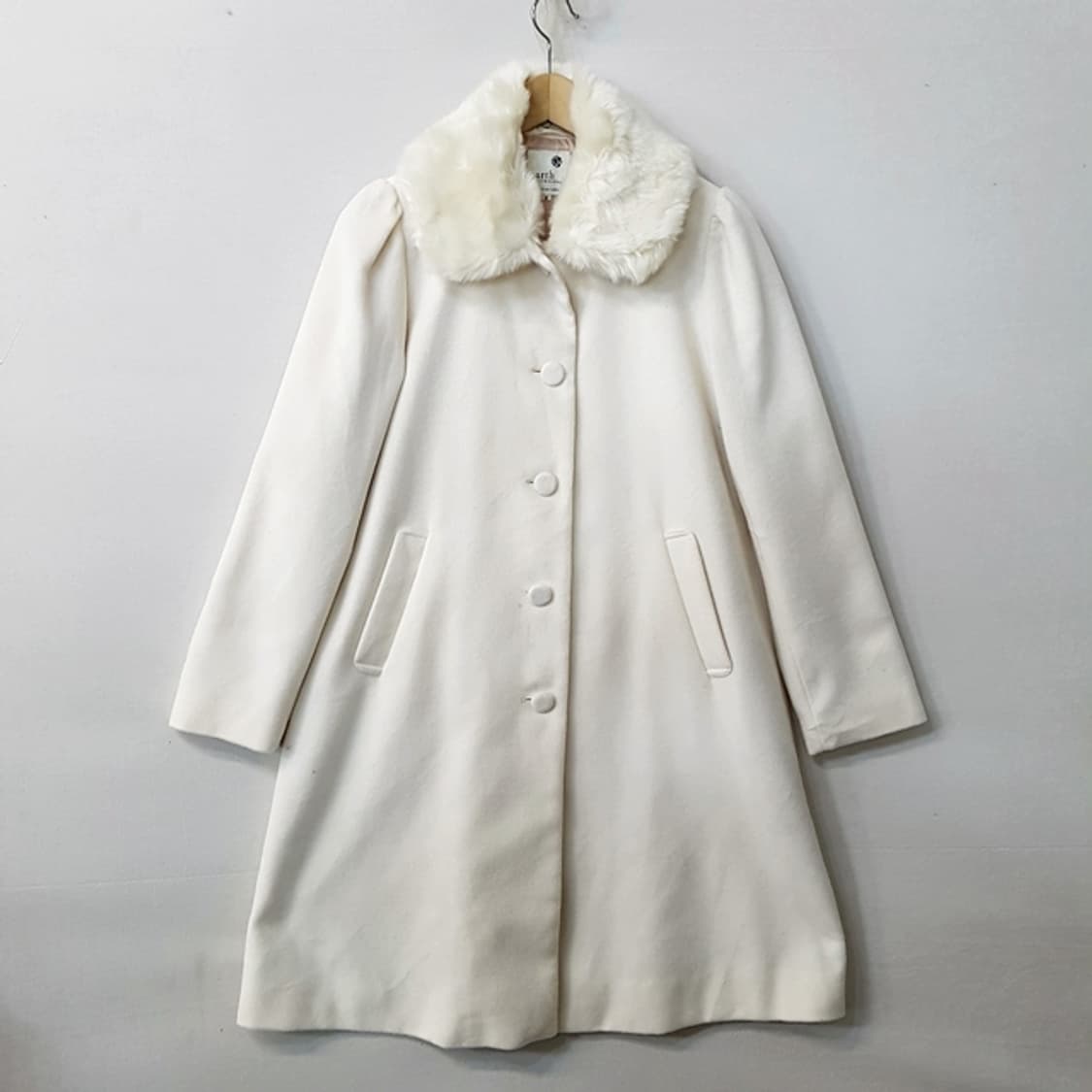 Earth Music Ecology 코트 아이보리 상품이미지1