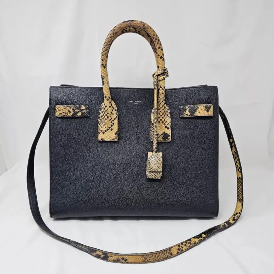 생로랑 세인트로랑 블랙 뱀피 핸드백 상품이미지1