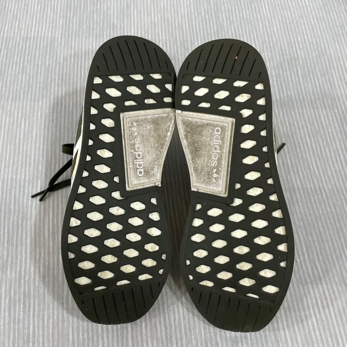 805) 아디다스 x 화이트 마운티니어링 올리브 280mm 상품이미지7