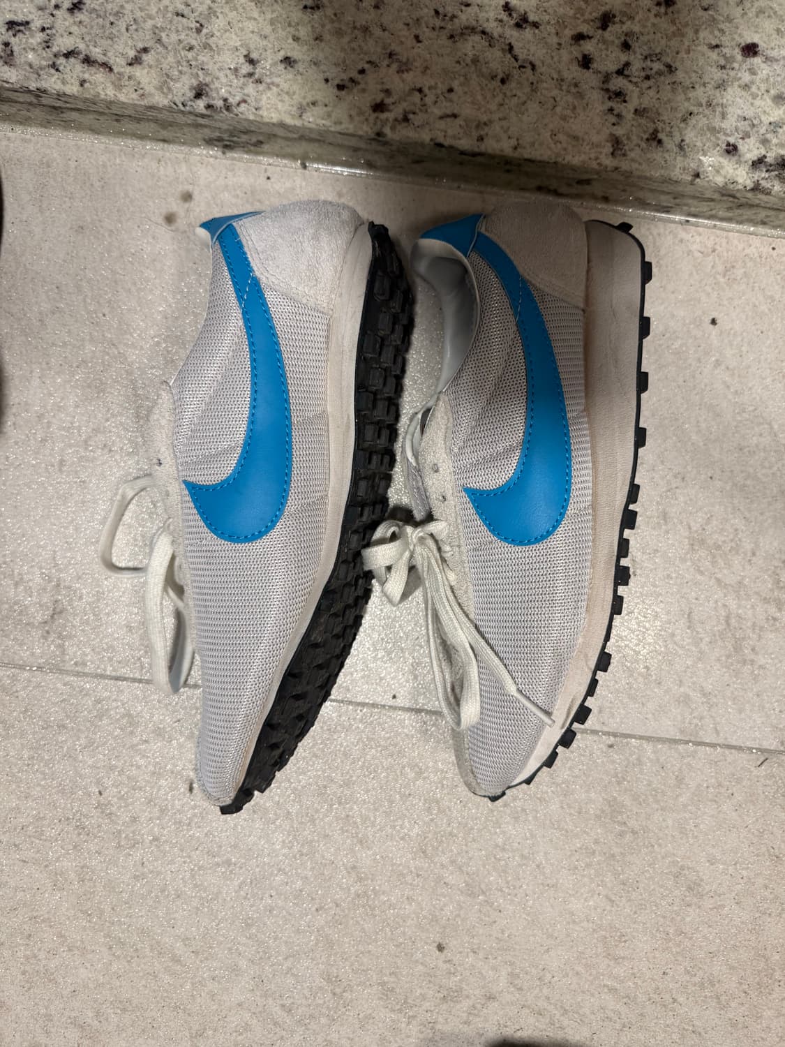 나이키 LD-1000 바스트 그레이 세일 상품이미지1