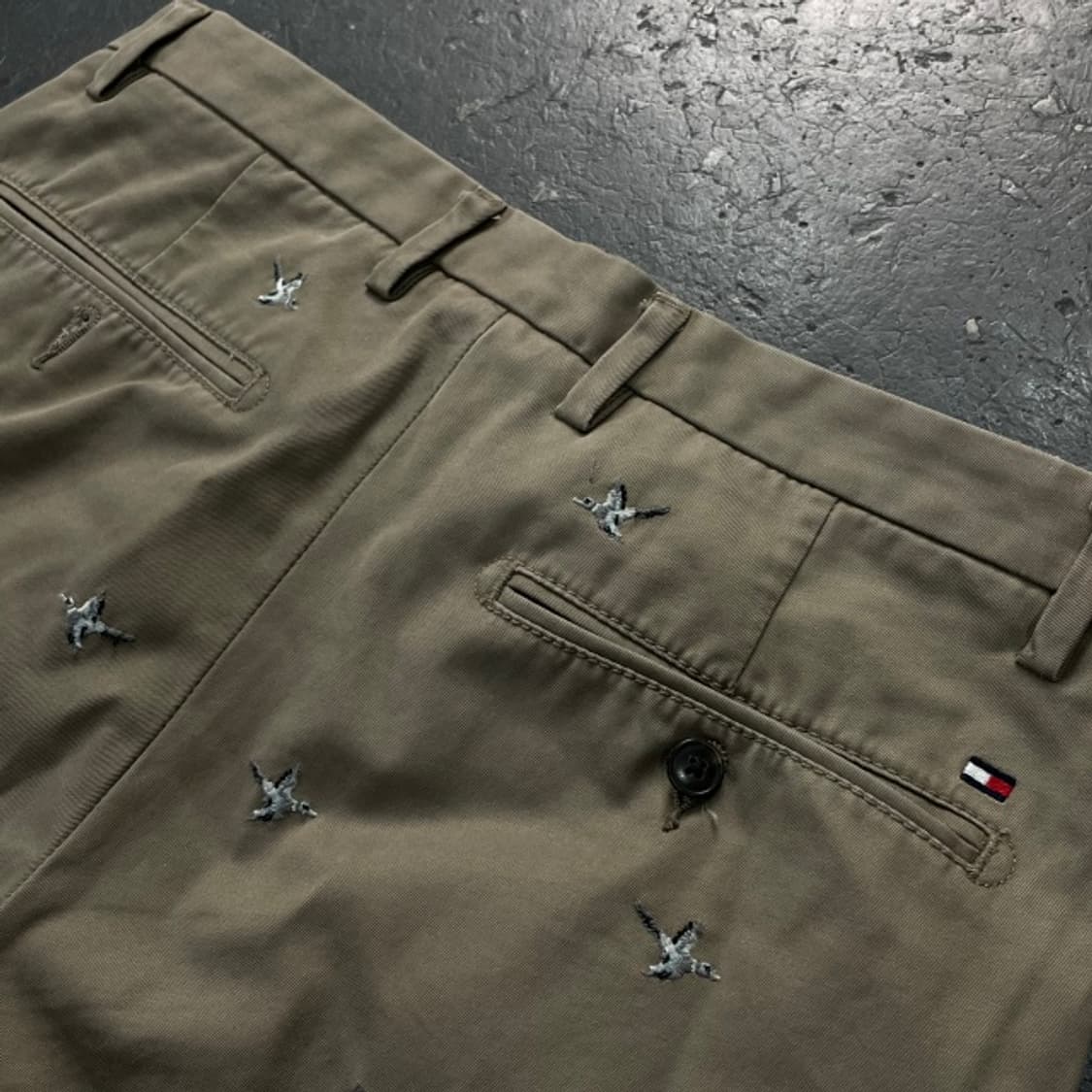 32 타미힐피거 자수 치노팬츠 상품이미지9