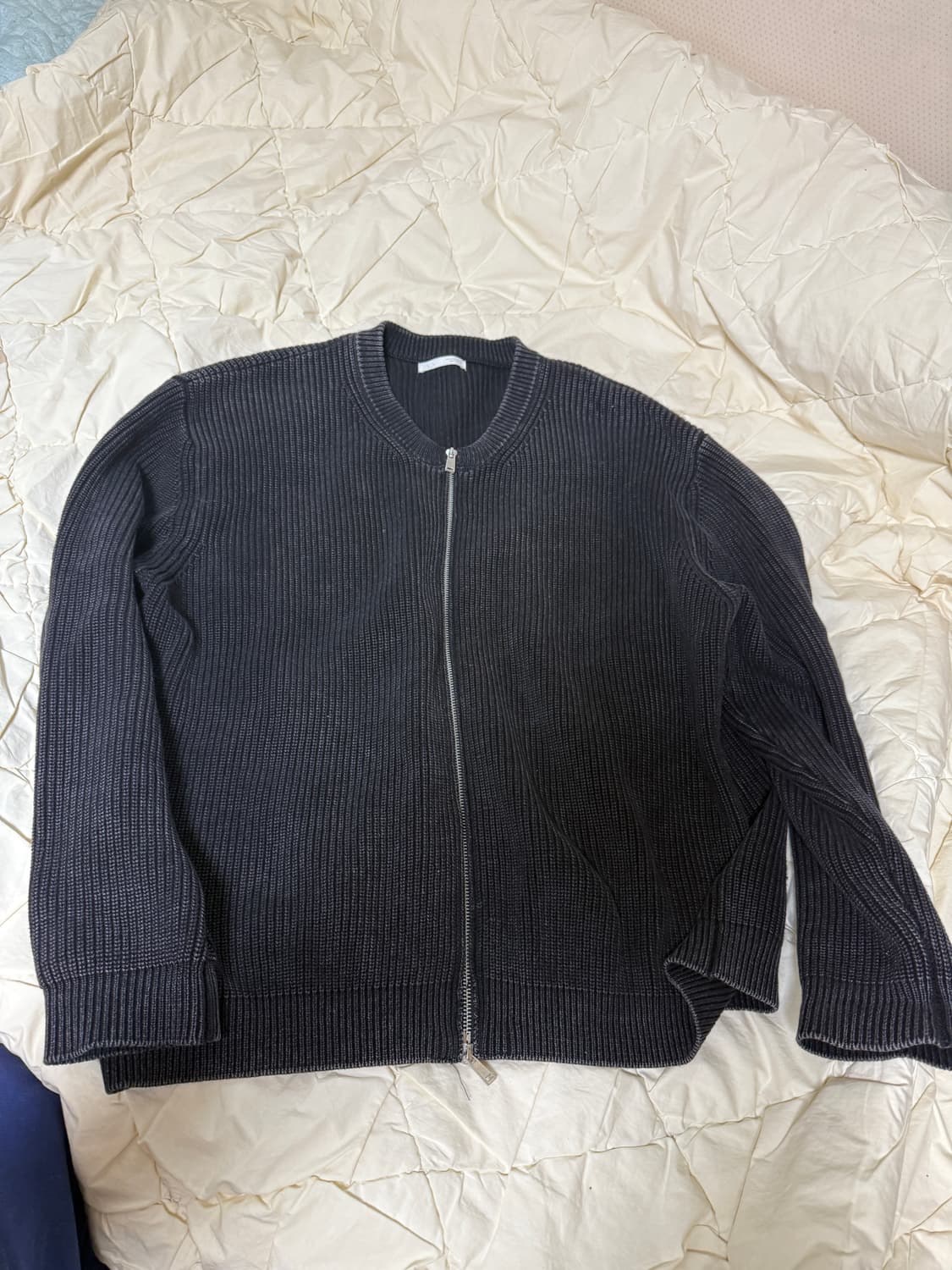 자라 투웨이 지퍼 집업 니트 워시드블랙 85000원 상품이미지1