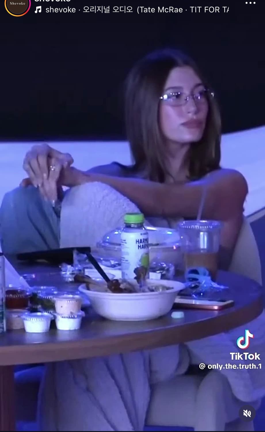 Shevoke 헤일리비버착용 안경 상품이미지3