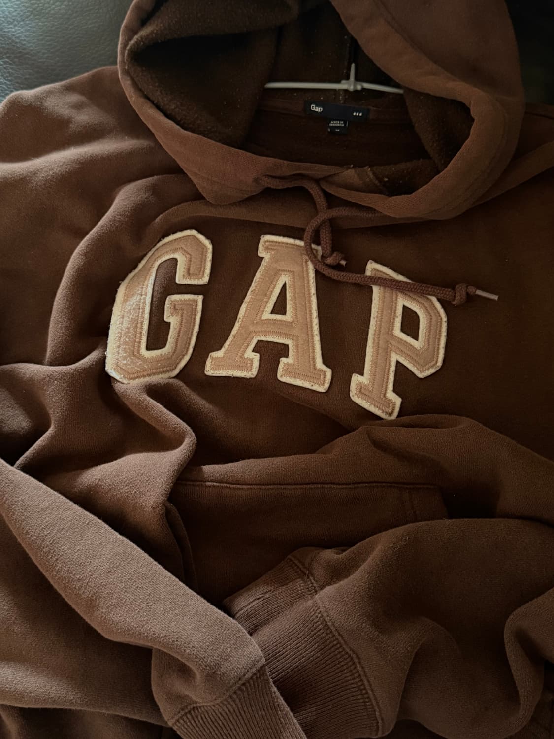 GAP 초코 후드티 상품이미지1