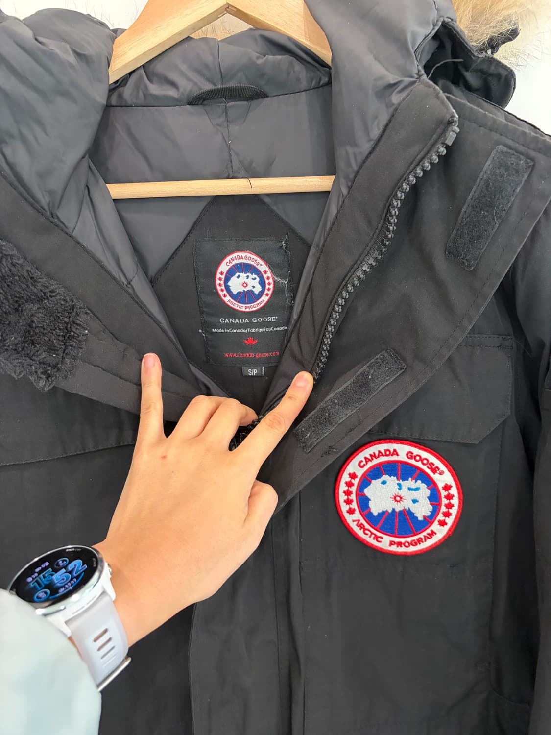 캐나다구스 블랙 패딩 상품이미지5