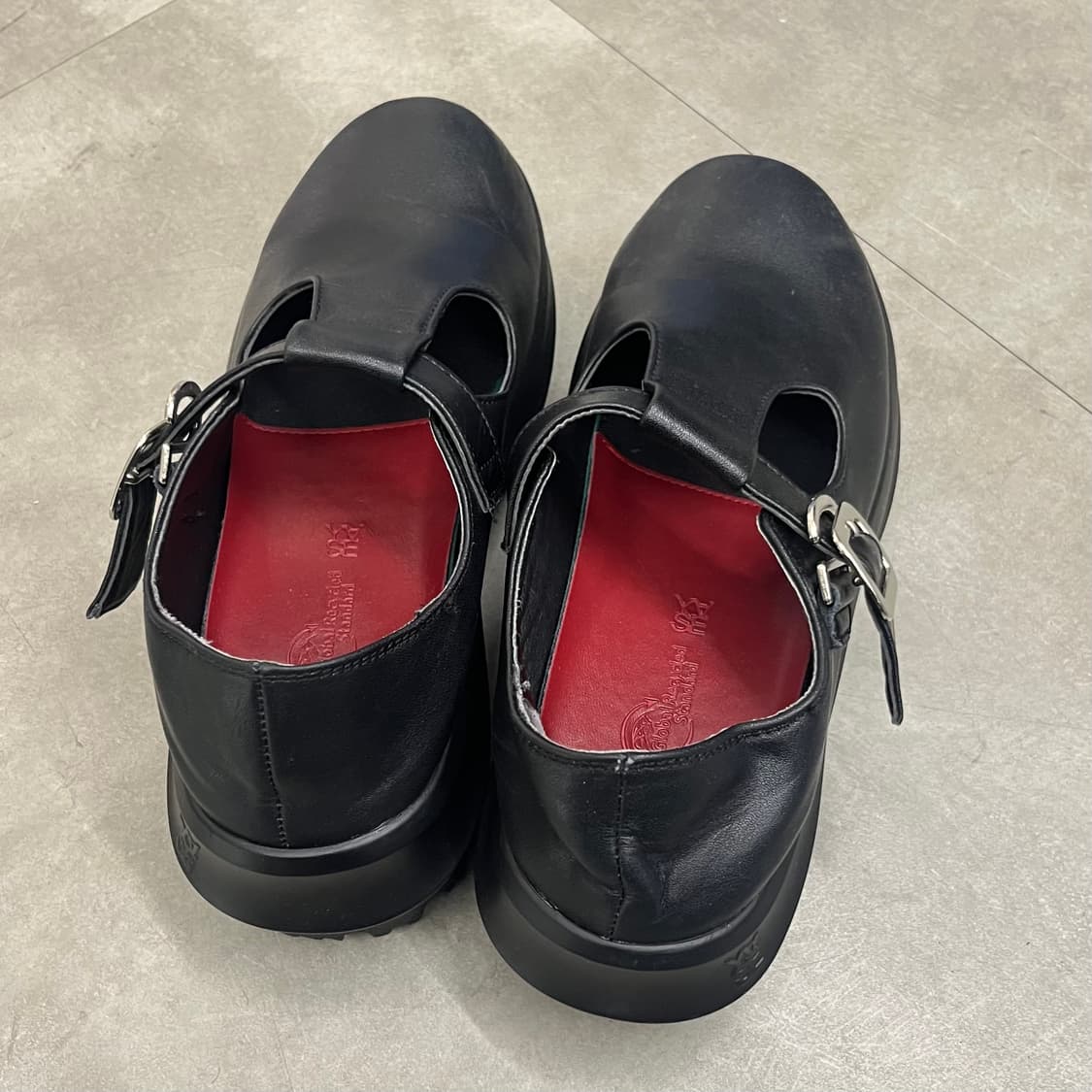 야세 카우하이드 플랫폼 메리제인 250 상품이미지3