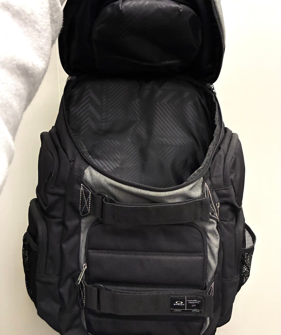 Oakley 오클리 엔듀로2.0 30L 백팩 가방 블랙 상품이미지8