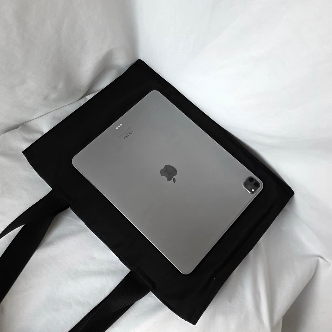 [정품 PRADA] 프라다 직사각 나일론 숄더백 쇼퍼백 라지 남녀공용 상품이미지6