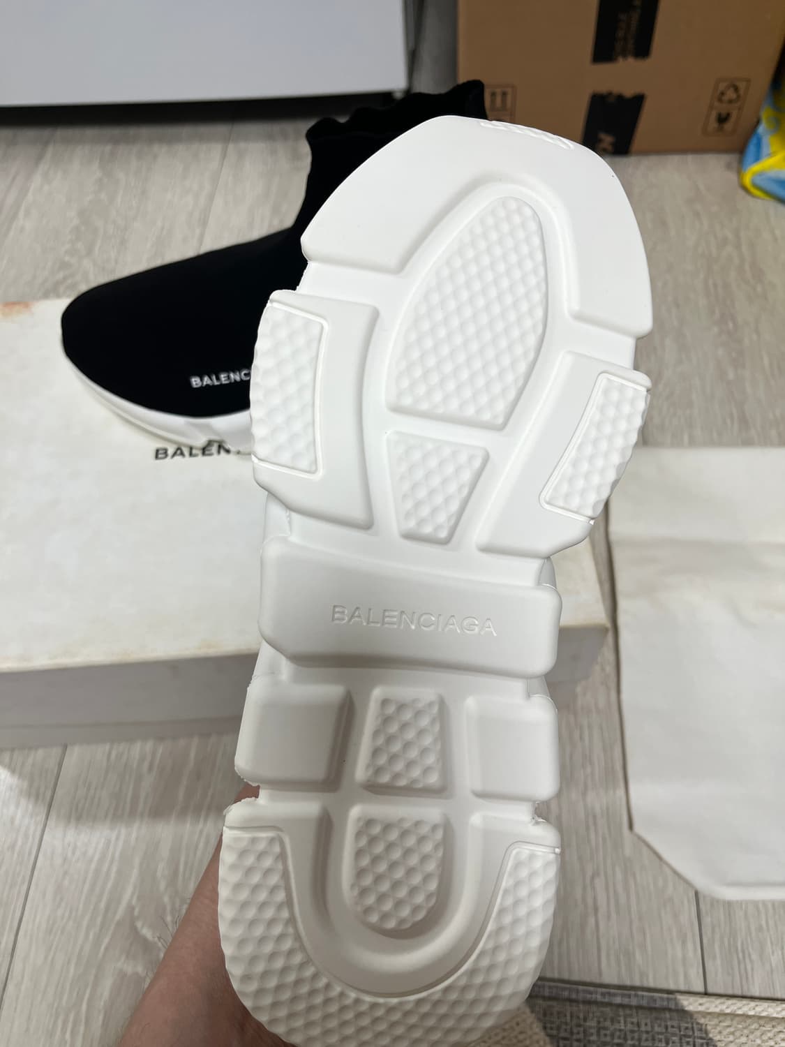 발렌시아가 스피드러너 상품이미지4