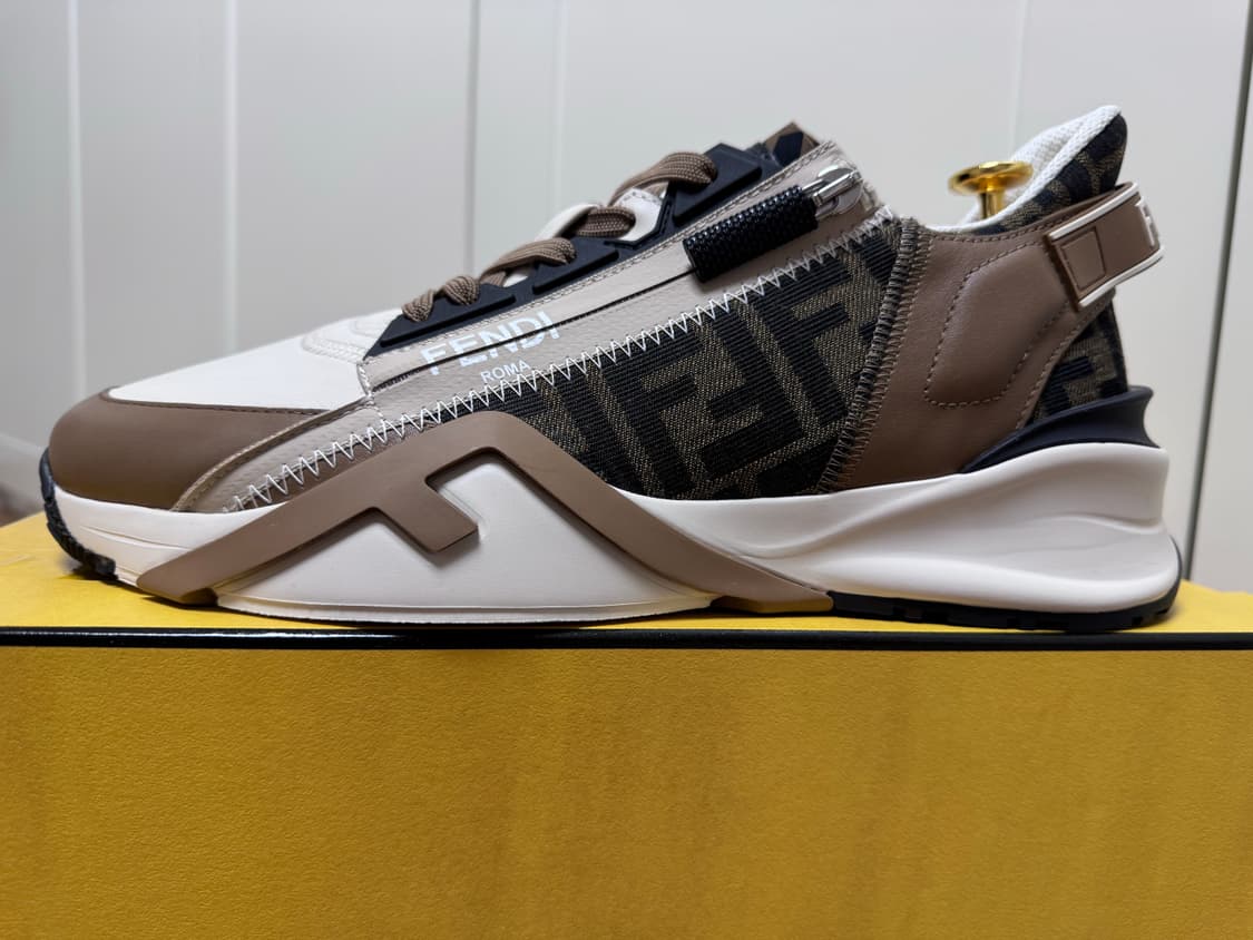 [새상품] 펜디 플로우 스니커즈 가죽 브라운 UK8.5 상품이미지2