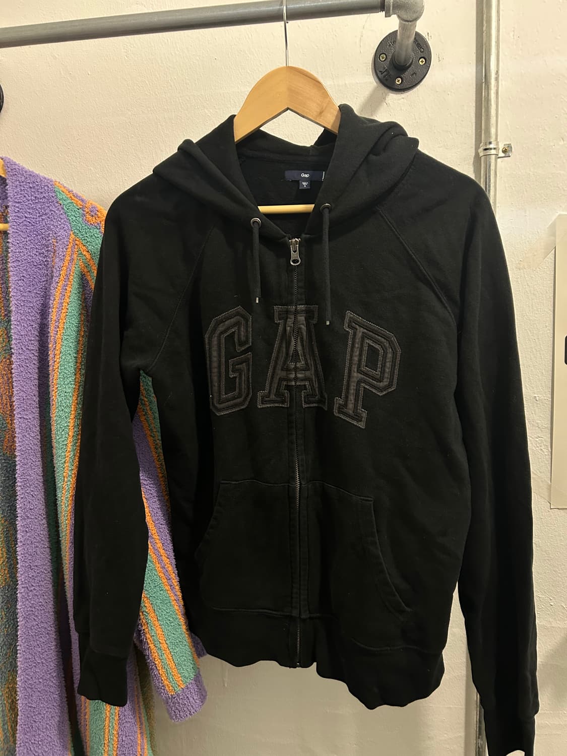 gap 후드집업 블랙 상품이미지5