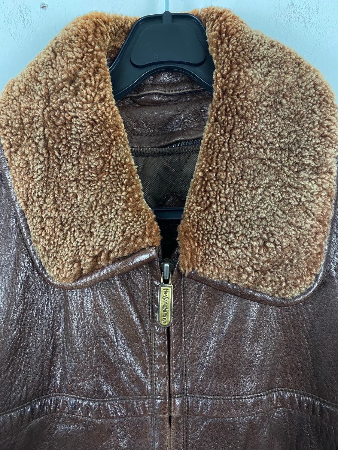 입생로랑 YSL 양가죽 무스탕 가죽자켓 M 상품이미지3