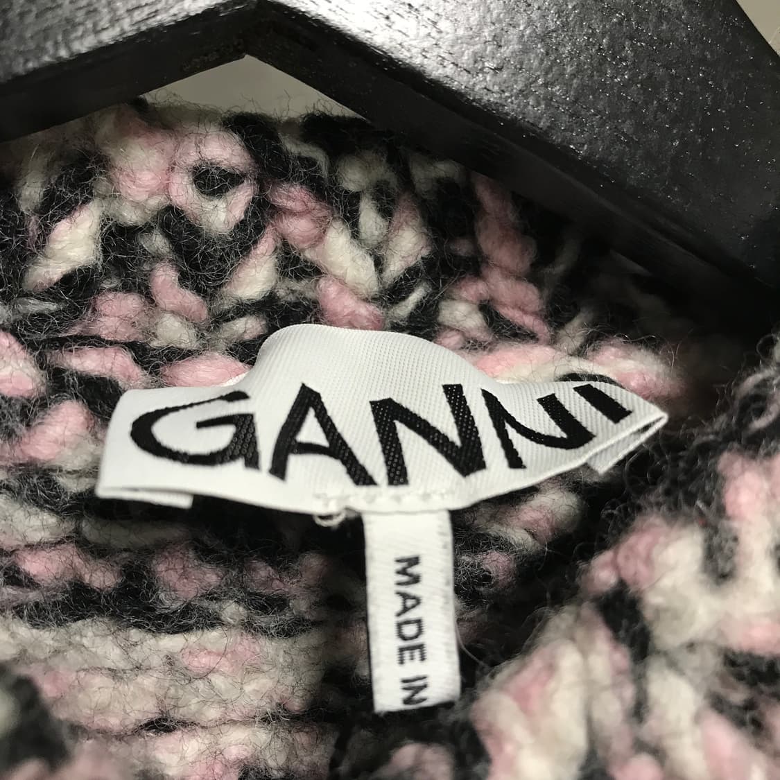 가니 로고 니트 베스트 0(W) 상품이미지5