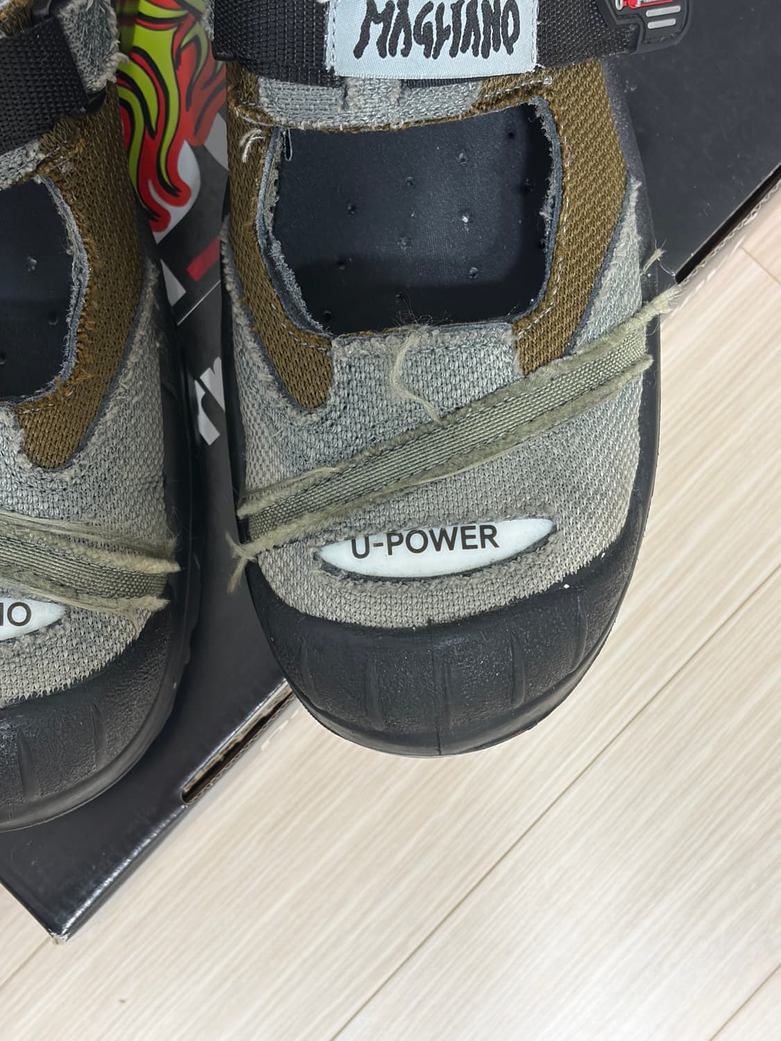 MAGLIANO × U-POWER Scandy 42 사이즈 상품이미지5