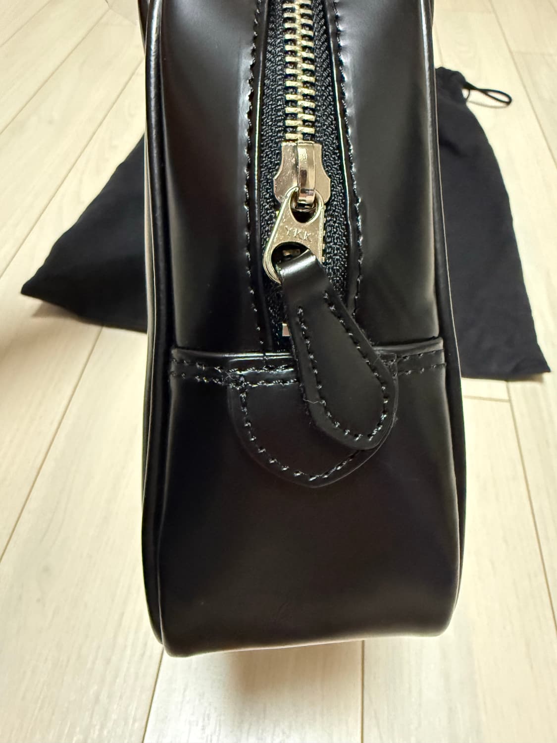 (새상품) 꼼데가르송 아오야마 라운드 2호 상품이미지7