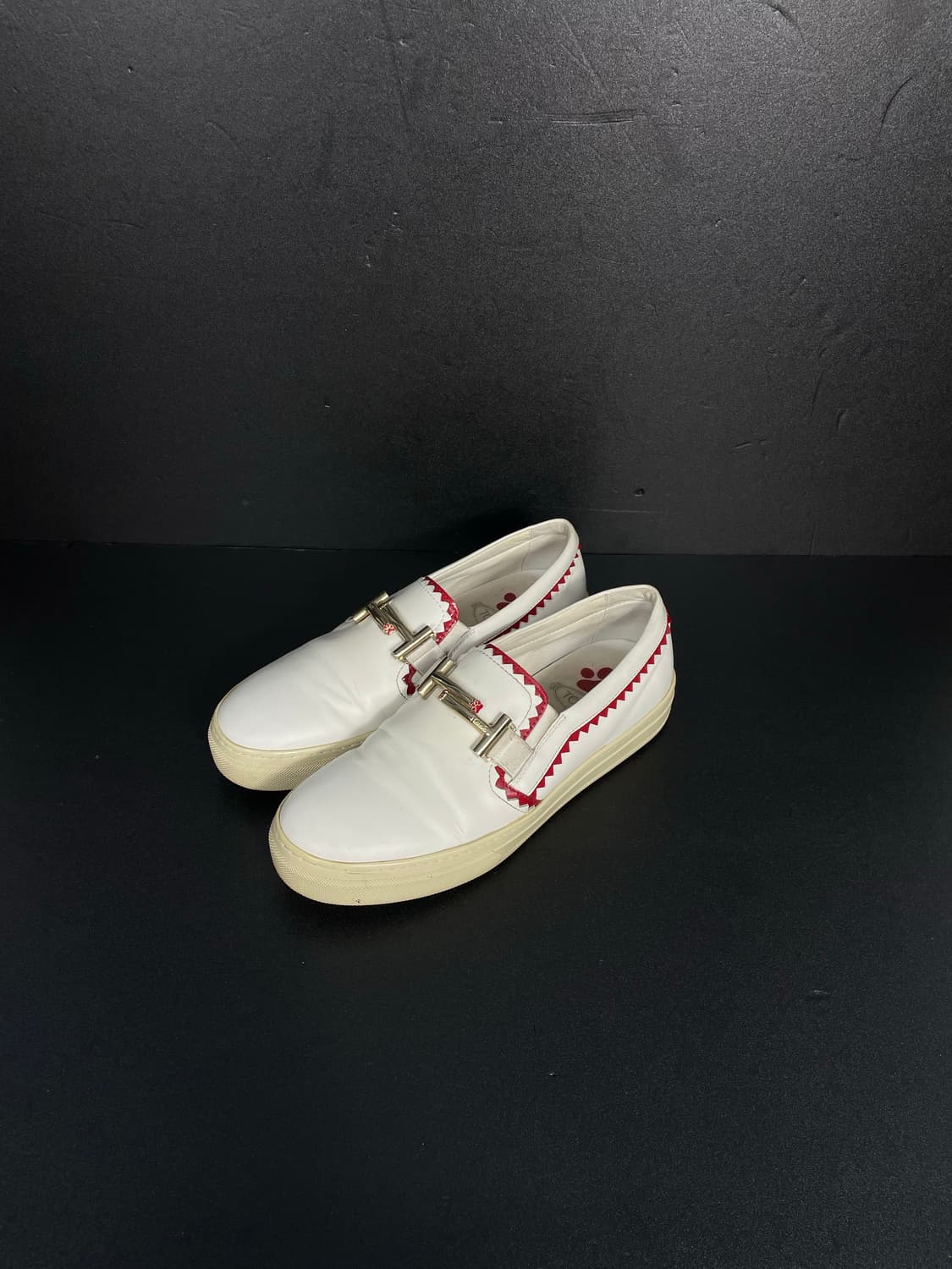 [245] TOD'S 리미티드 에디션 Year of the Dog 슬립온 상품이미지1