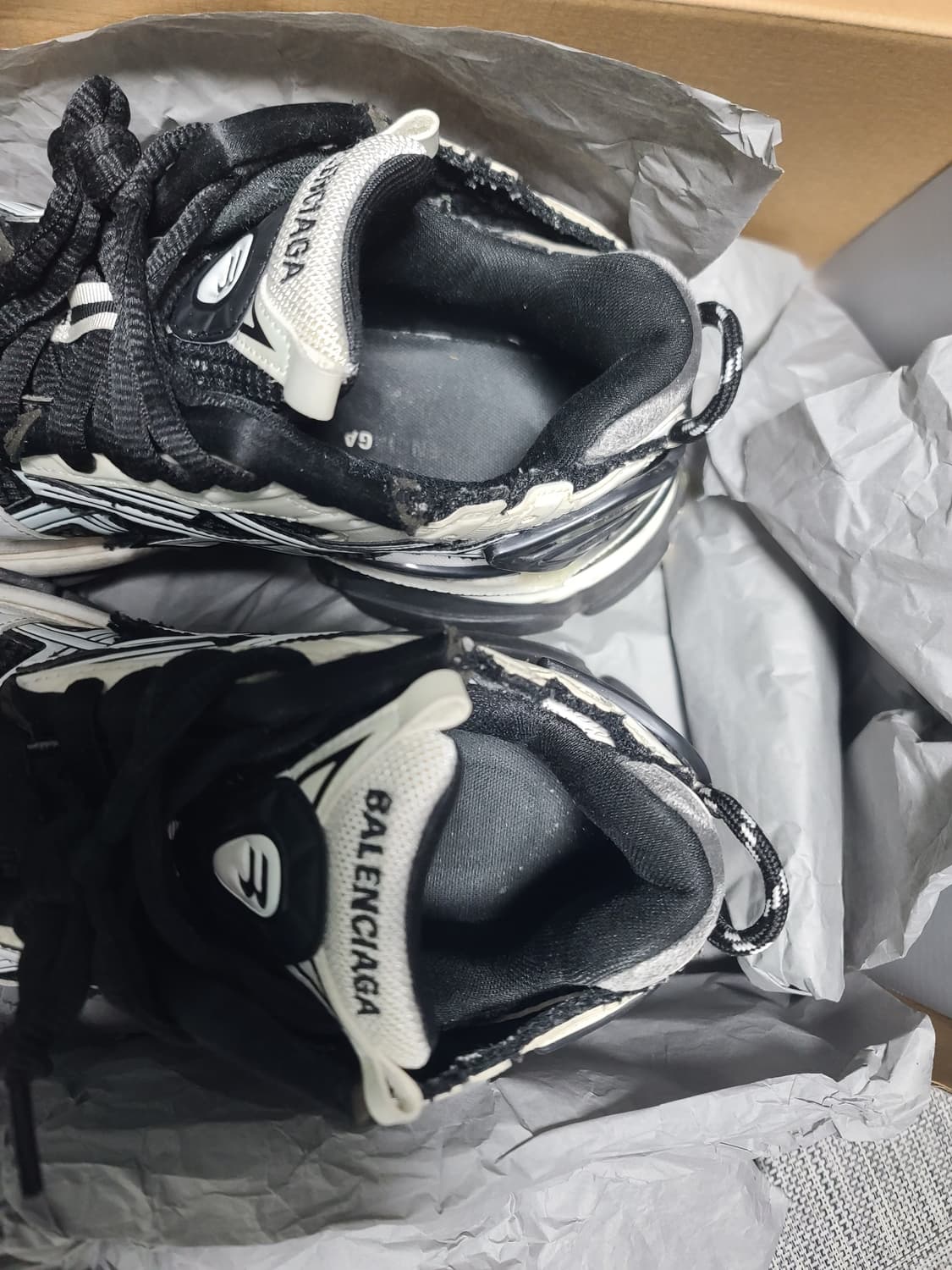 발렌시아가 뉴러너 오레오 41 블랙 화이트 스니커즈 상품이미지8