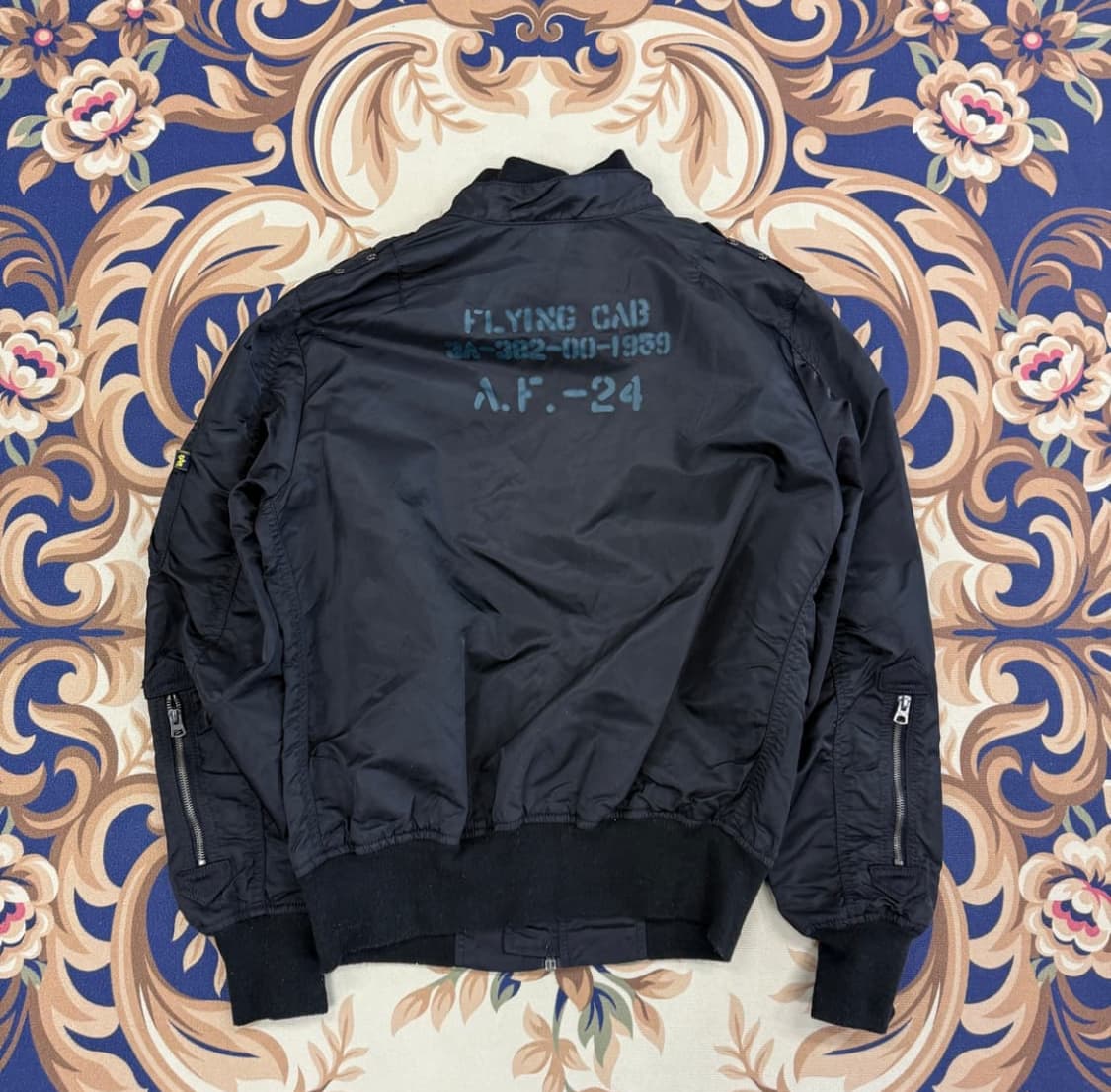 알파인더스트리 스탠실 봄버자켓(짧은 기장) 상품이미지3