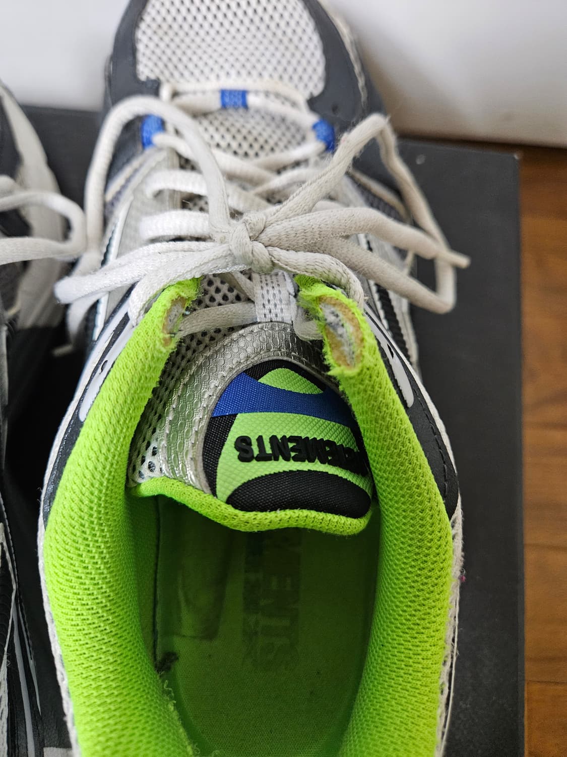 리복 베트멍 스파이크 러너 200 그레이 실버 265 상품이미지4