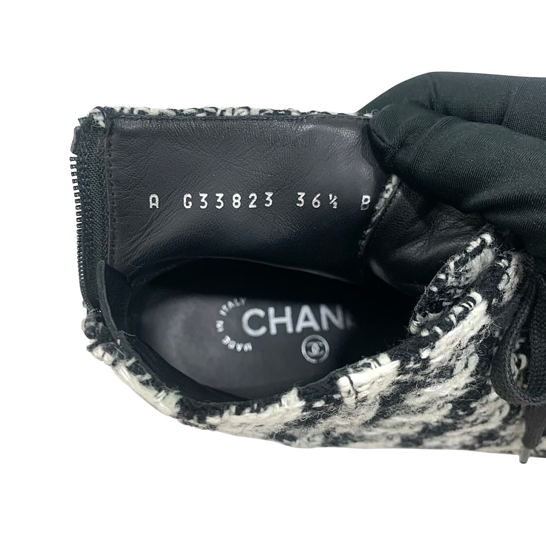 샤넬 트위드 진주 레이스업 앵클 부츠 상품이미지7