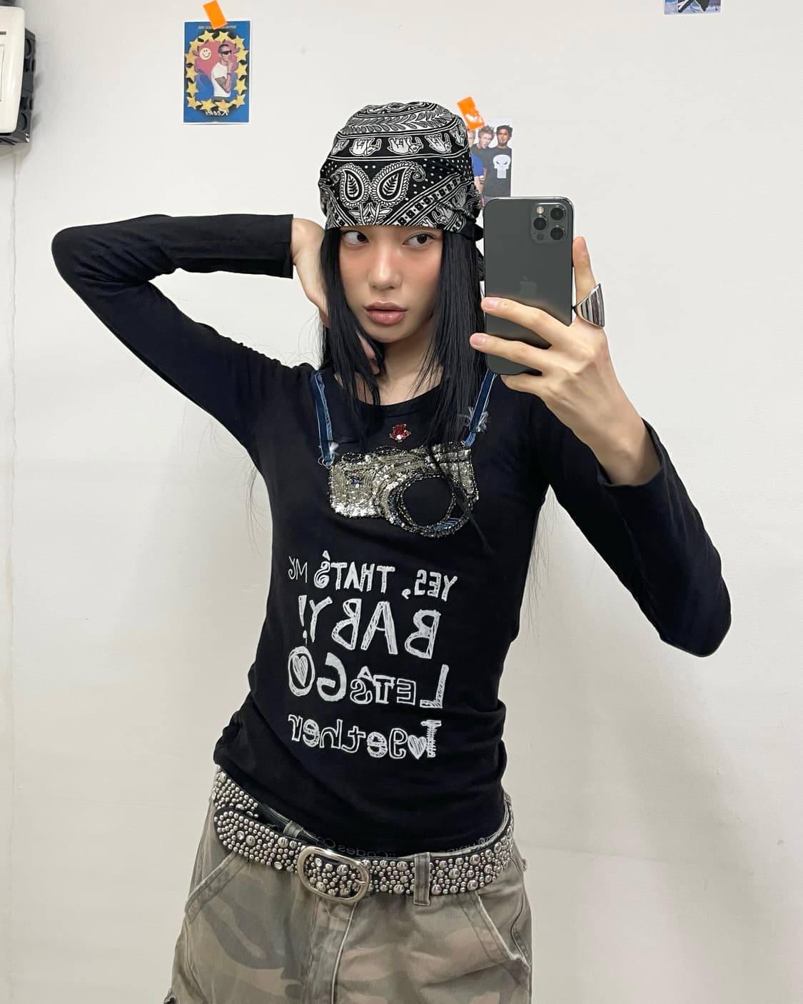 Camera Spangled Black Long Sleeve  상품이미지1