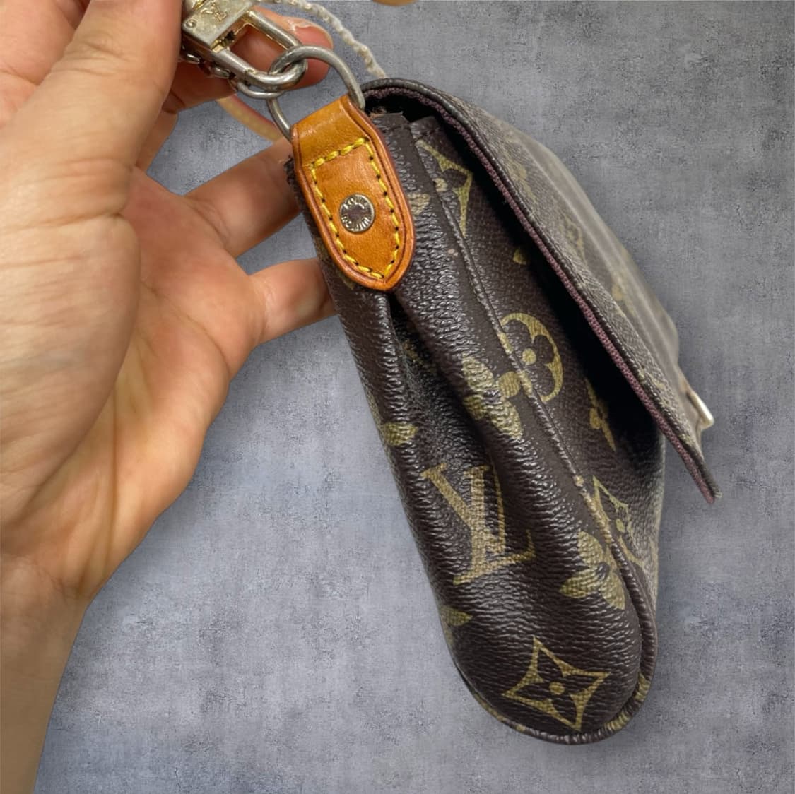 루이비통 모노그램 페이보릿 MM 숄더 겸 크로스백 상품이미지5