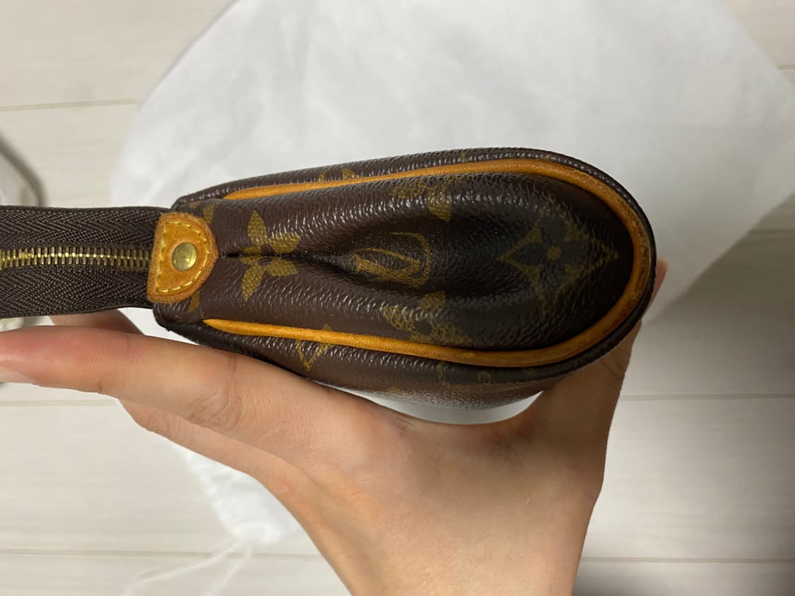 루이비통 모노그램 에바 클러치 상품이미지5