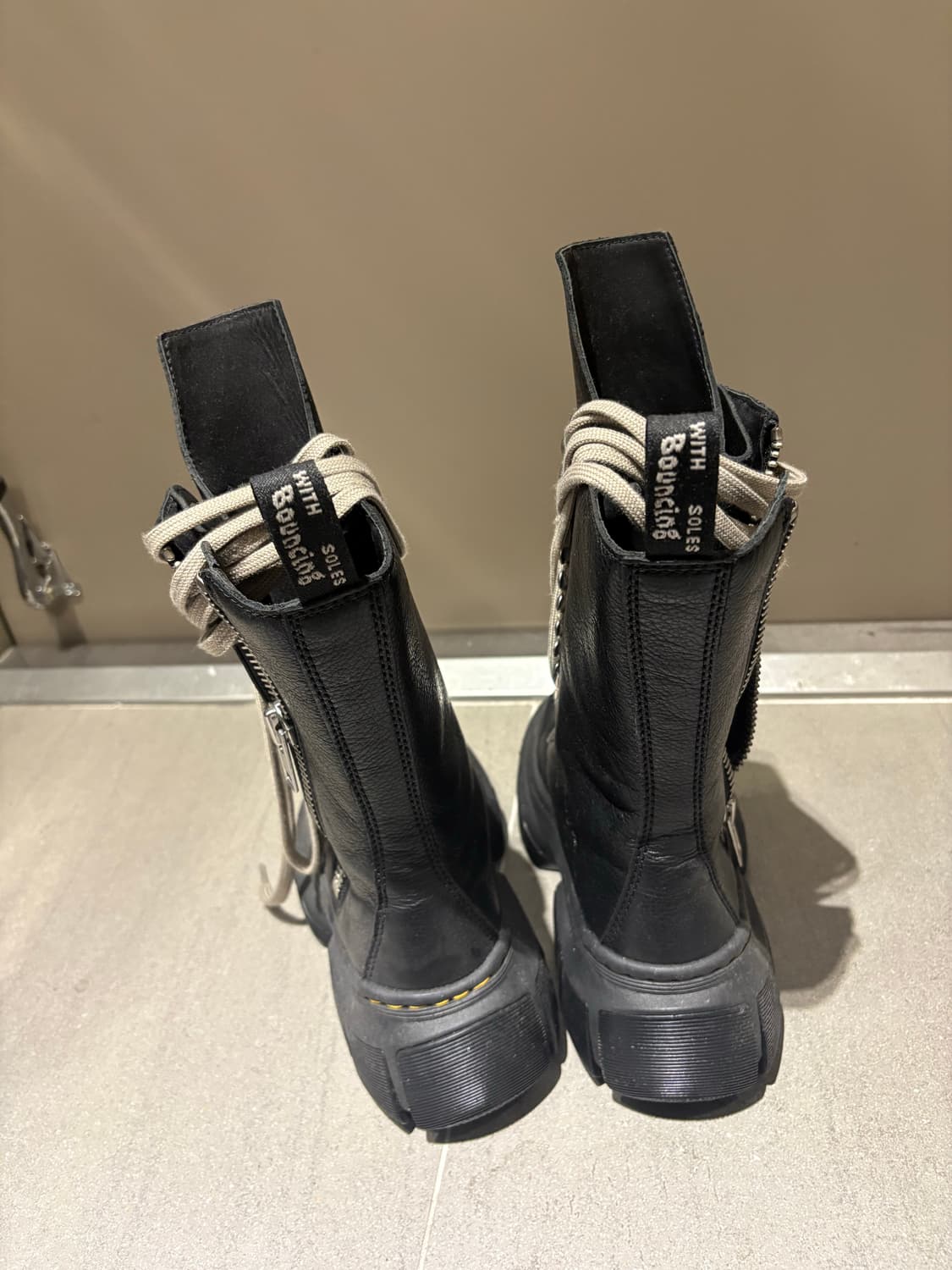 릭오웬스x닥터마틴 1918 DMXL 카프 렝스 220 상품이미지4