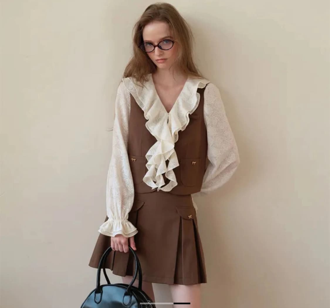 1회착용/ 쎄무아듀 플라워프릴 블라우스 S 상품이미지3