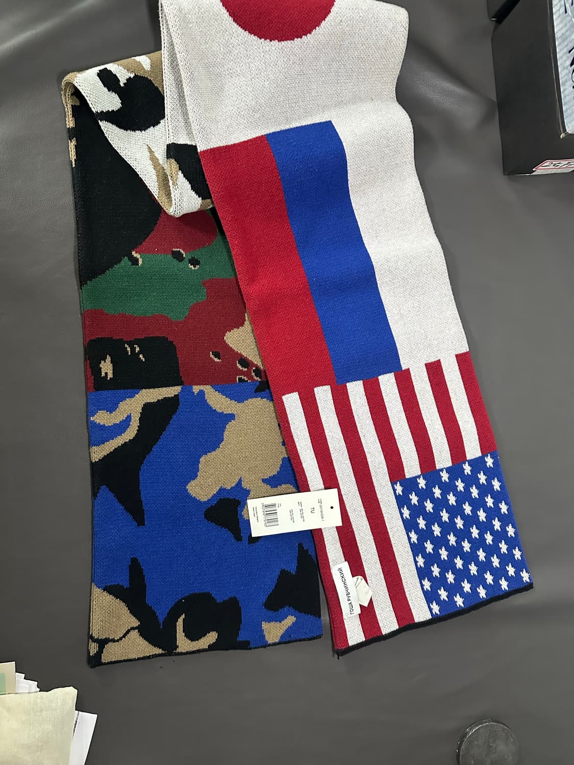 고샤 루브첸스키 머플로 프리 사이즈  상품이미지1