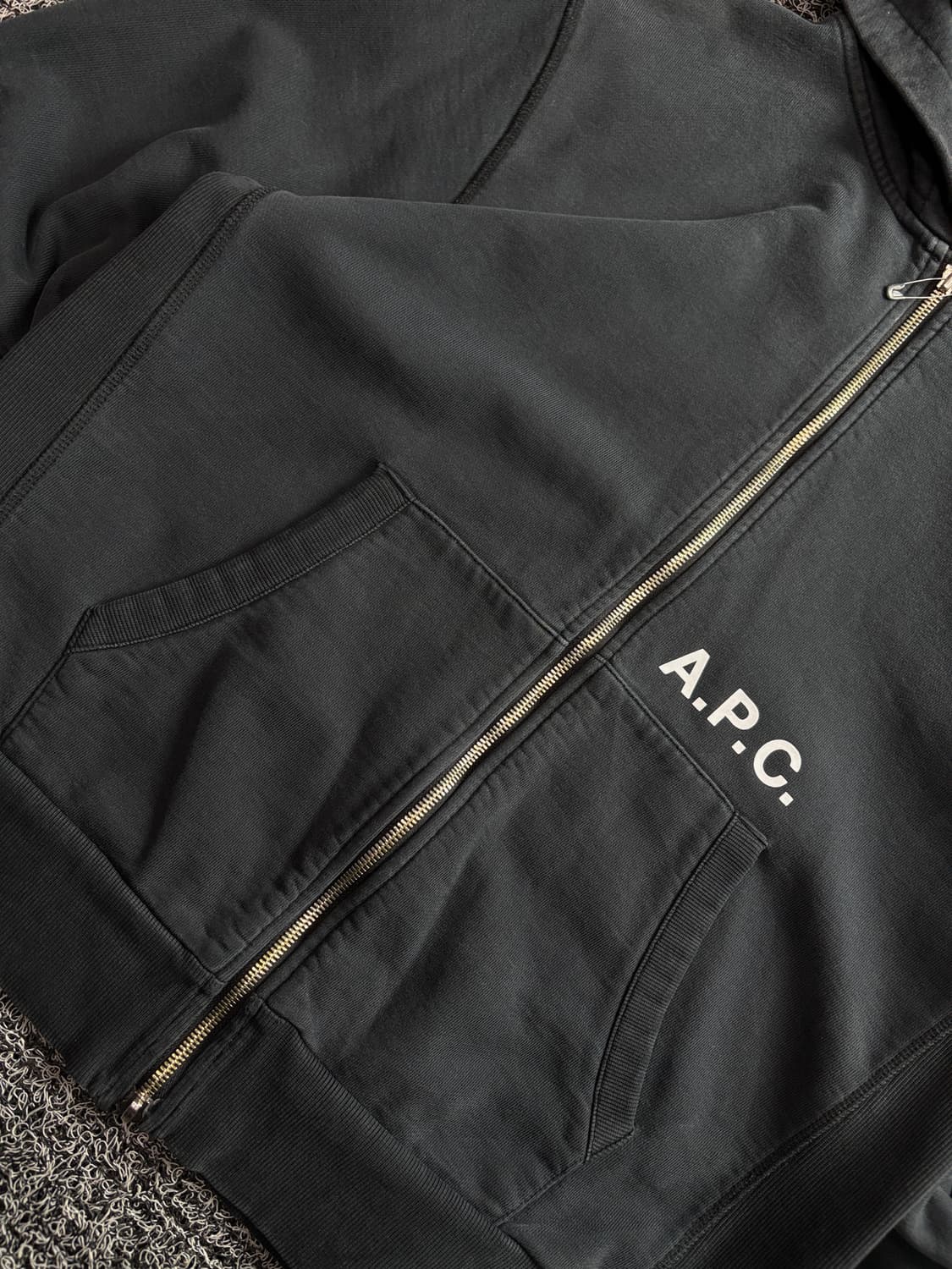 APC 아페쎄 시그니처 로고 미니멀 후디 집업 자켓 3972 상품이미지3