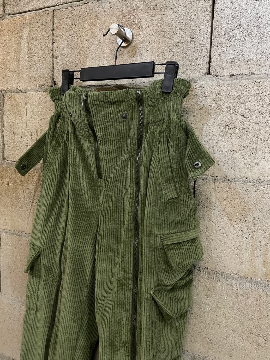 아디다스 x 아이비 파크 코듀로이 지퍼 팬츠 상품이미지5