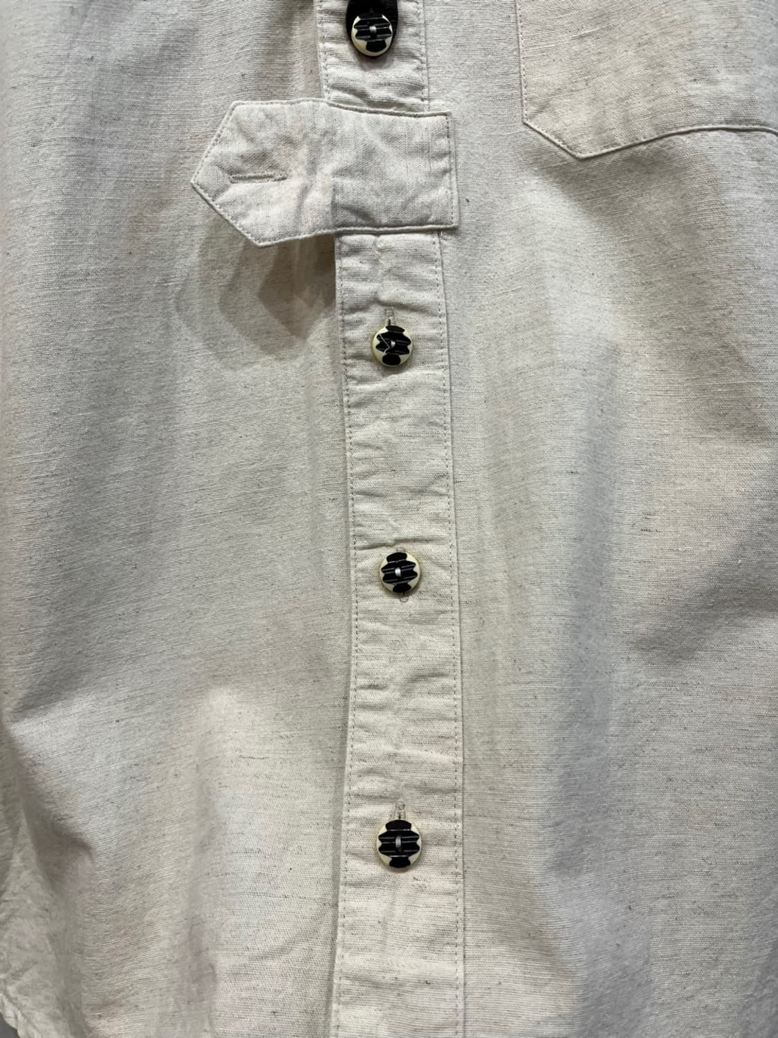 Landhaus 린넨 블렌디드 하프 반팔 티롤리안 셔츠  상품이미지3