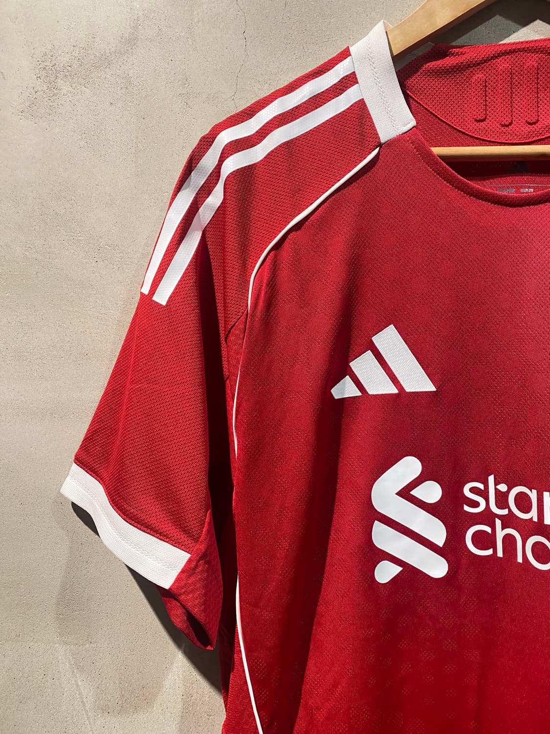 25-26 리버풀 비르츠 어센틱 홈 유니폼 (NEW) 상품이미지4